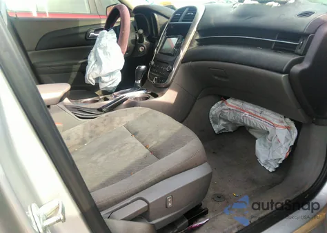 2014 Chevrolet Malibu 1Fl z USA, uszkodzony, nr VIN 1G11A5SL4EF152852